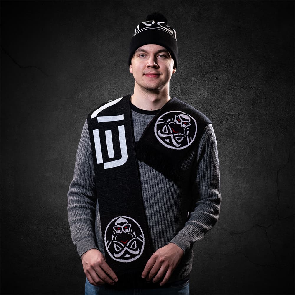 ENCE Knitted Scarf | ENCE Shop